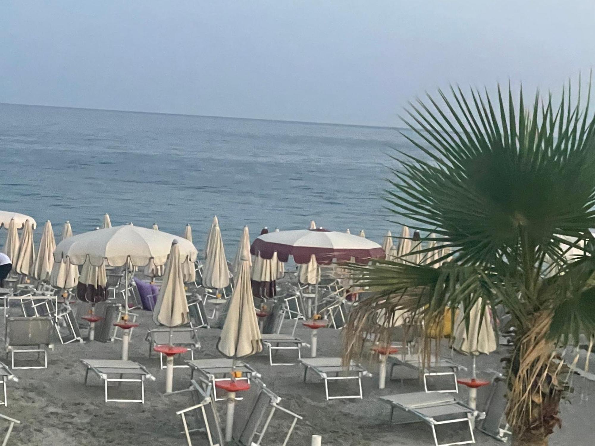 Fiordaliso Appartement Caulonia Marina Buitenkant foto