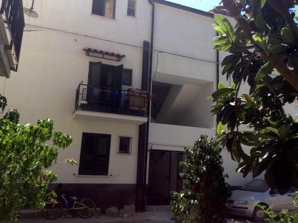 Fiordaliso Appartement Caulonia Marina Buitenkant foto